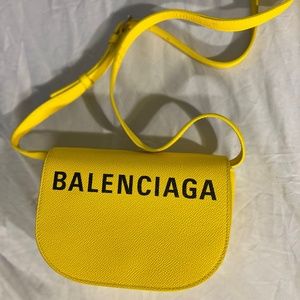 Balenciaga ville day XS yellow